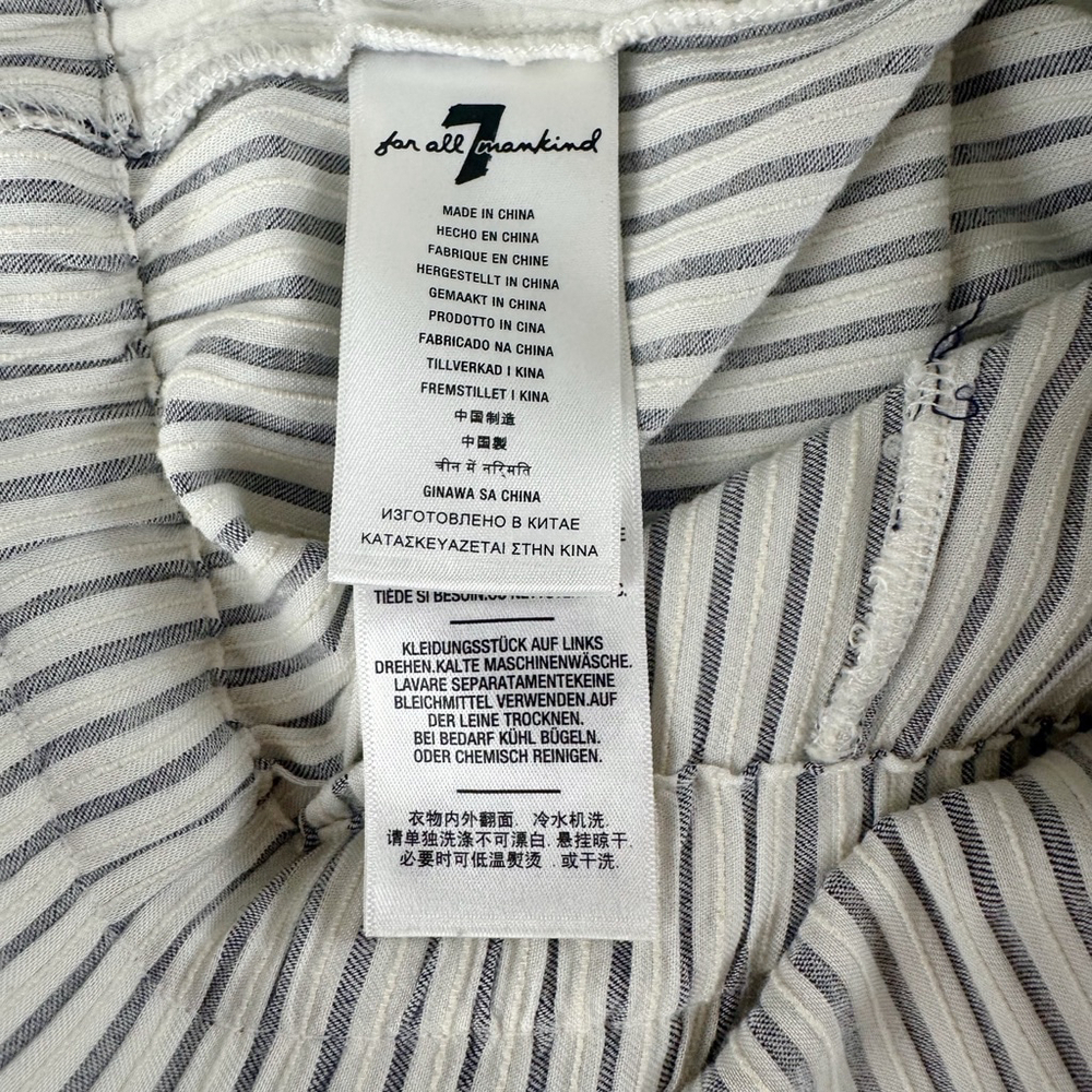 7 For All Mankind White Navy Pinstriped Paperbag Jumpsuit Women’s Sz Small - Picture 11 of 12
